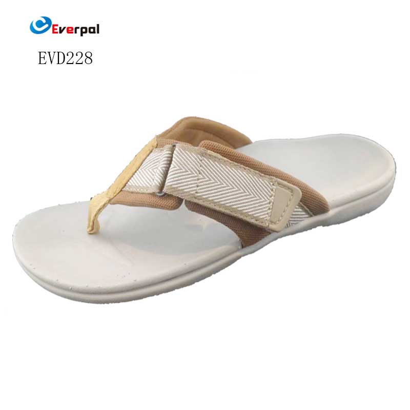 Warum sollten Sie sich für orthopädische Flip-Flops für Herren entscheiden, um maximalen Komfort und Fußgesundheit zu gewährleisten?