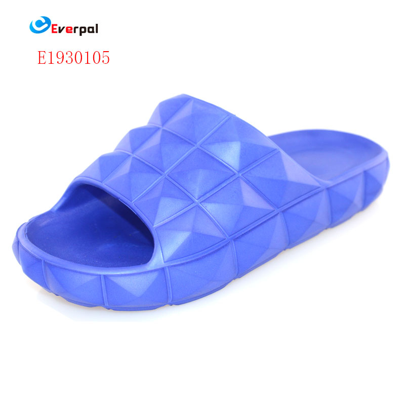 Warum werden Duschpantoffeln für Herren zum unverzichtbarsten Schuhwerk für modernen Komfort und Hygiene?